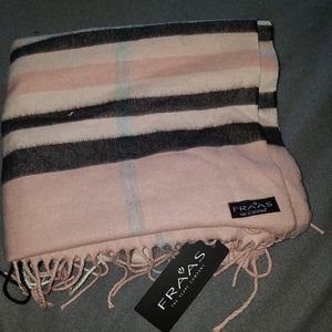 Fraas pink soft scarf